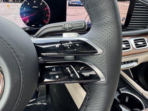 New 2026 Mercedes-Benz GLS 450 4MATIC image 10