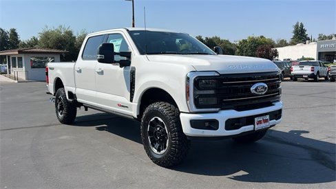 New 2026 Ford F250 4x4 Crew Cab Super Duty image 2