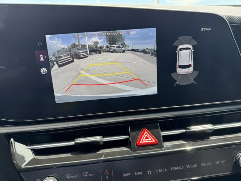 Certified 2024 Kia Niro Wave image 22