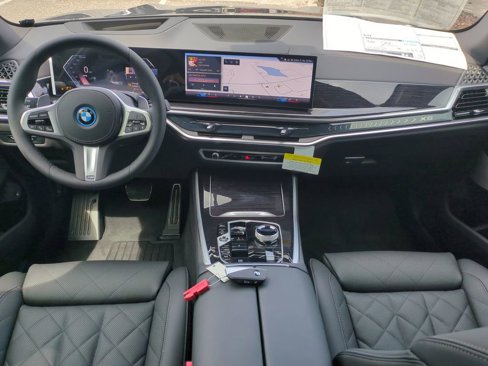 New 2026 BMW X5 xDrive50e w/ Executive Package image 14