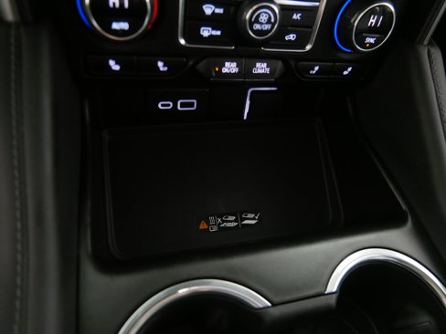 Certified 2023 Chevrolet Tahoe Z71 w/ Luxury Package image 39