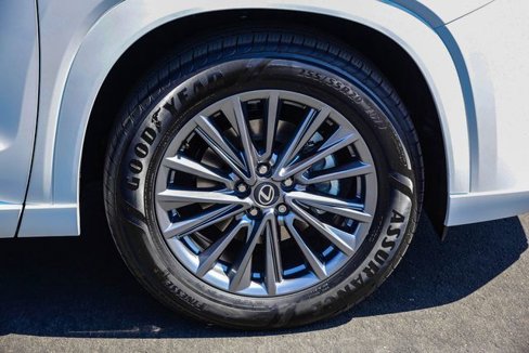 New 2026 Lexus TX 350 FWD image 10