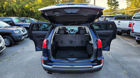 Used 2017 GMC Terrain SLT w/ Open Road Package image 36