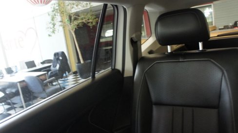 Used 2022 Volkswagen Tiguan SE image 42