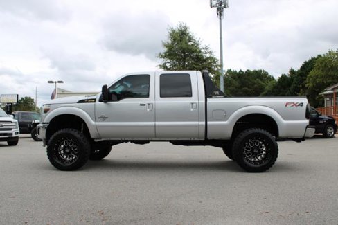 Used 2015 Ford F250 Lariat w/ Lariat Ultimate Package image 8