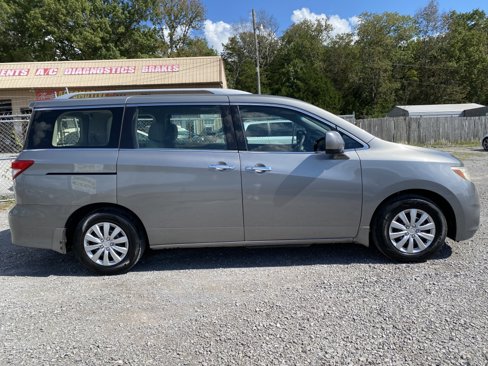 Used 2013 Nissan Quest S image 4