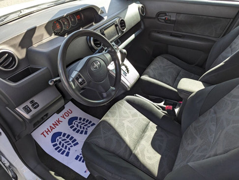 Used 2015 Scion xB image 10
