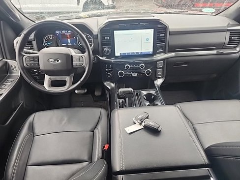 Used 2022 Ford F150 XLT w/ Equipment Group 302A High image 11