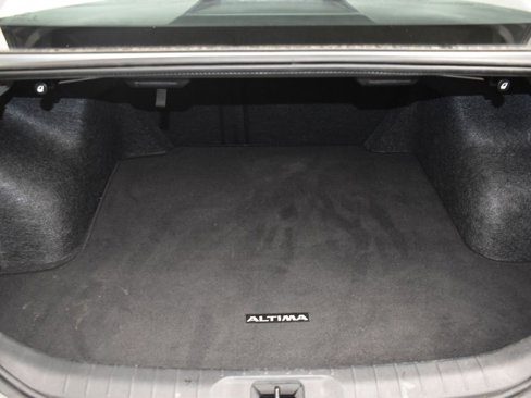 Used 2024 Nissan Altima 2.5 SV image 15