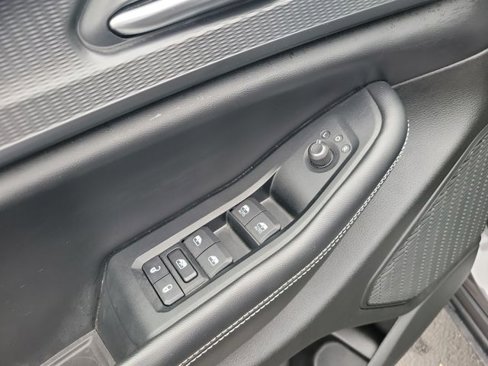 Used 2023 Jeep Grand Cherokee Laredo w/ Trailer Tow Prep Group (B) image 13