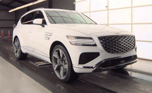 Used 2025 Genesis GV80 3.5T Prestige image 3