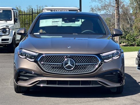New 2026 Mercedes-Benz E 350 4MATIC Sedan image 8