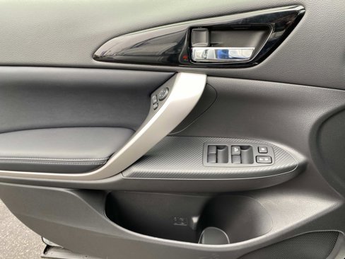 New 2025 Mitsubishi Eclipse Cross SE image 18