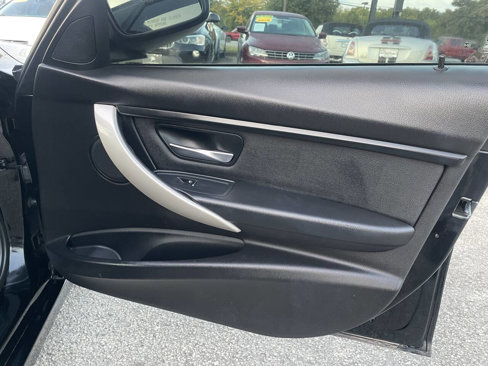 Used 2018 BMW 320i xDrive Sedan image 41