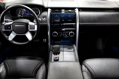 Used 2023 Land Rover Discovery HSE R-Dynamic image 13
