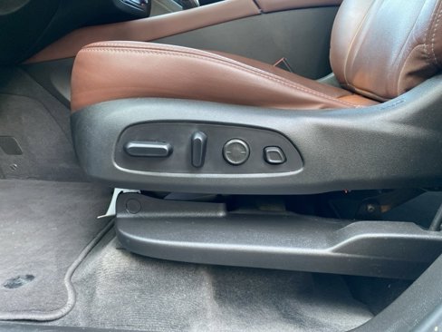 Used 2020 Buick Enclave Avenir w/ Avenir Technology Package image 11