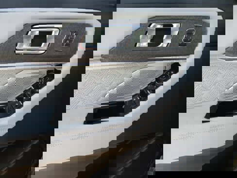 New 2025 Ford Explorer Platinum w/ Ultimate Package image 31