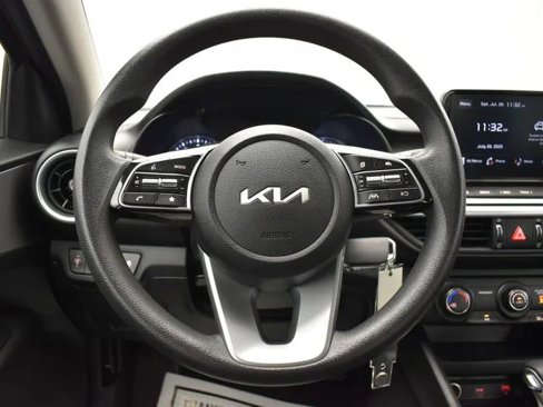 Used 2024 Kia Forte LXS image 19