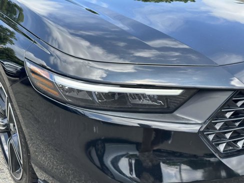 Used 2024 Honda Accord Sport image 9