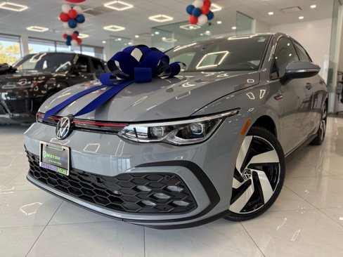 Used 2024 Volkswagen GTI S image 1