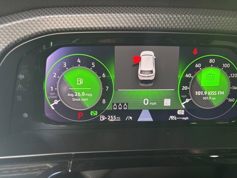 Used 2025 Volkswagen Atlas Cross Sport SEL Premium R-Line image 4