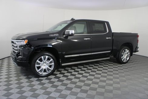New 2026 Chevrolet Silverado 1500 High Country image 2