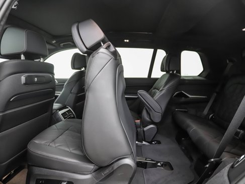 New 2026 BMW X7 xDrive40i w/ Executive Package image 26