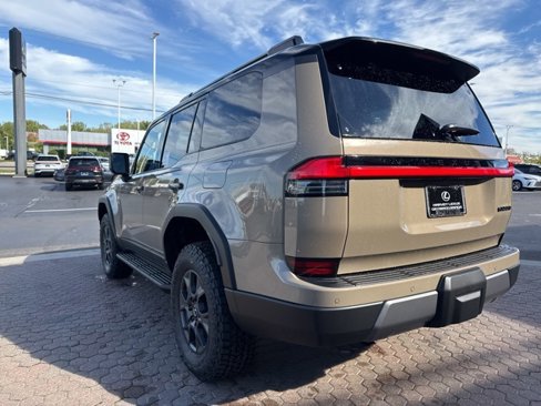 New 2025 Lexus GX 550 image 10