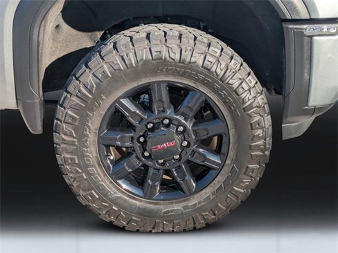 Used 2024 GMC Sierra 2500 AT4 w/ AT4 Premium Plus Package image 10