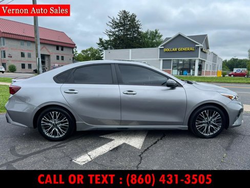 Used 2023 Kia Forte GT-Line w/ GT-Line Premium Package image 4