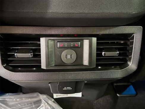 New 2026 Ford F250 Platinum image 25