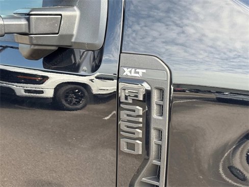 New 2026 Ford F250 XLT image 10
