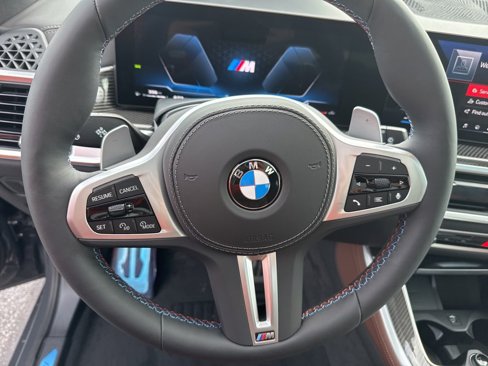 New 2026 BMW X5 M60i image 13