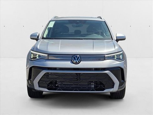 New 2025 Volkswagen Taos SEL image 6