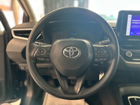 Used 2024 Toyota Corolla LE image 17