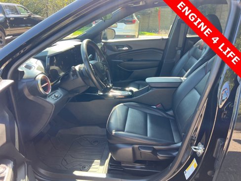 Used 2024 Chevrolet Trax RS w/ Sunroof Package image 7