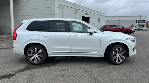 New 2025 Volvo XC90 T8 Plus w/ Protection Package Premier image 2