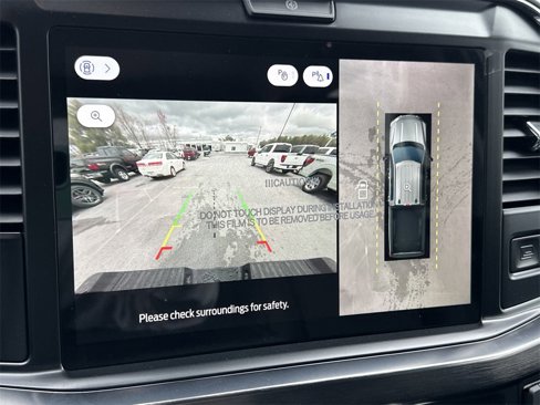 New 2025 Ford F250 Lariat image 18