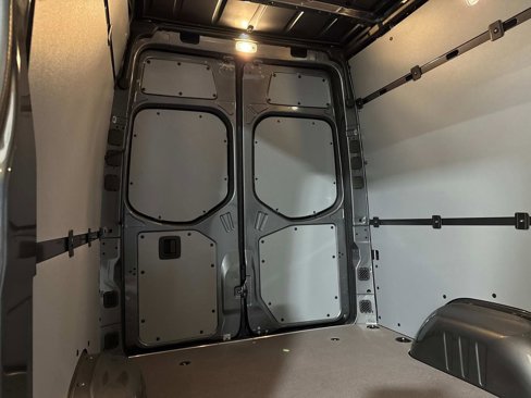 New 2025 Mercedes-Benz Sprinter 2500 image 17