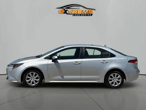 Used 2021 Toyota Corolla LE image 4