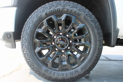 New 2025 Chevrolet Silverado 2500 High Country w/ Technology Package image 14