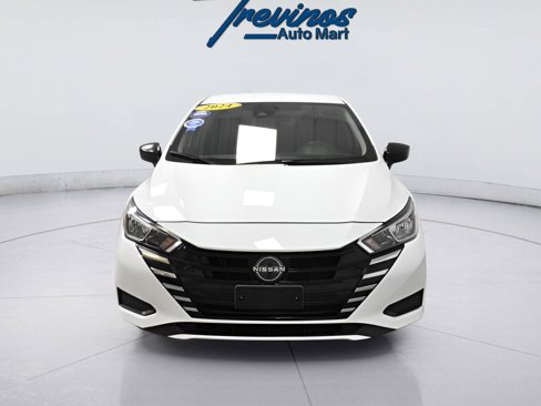 Used 2024 Nissan Versa S w/ S Plus Package image 4