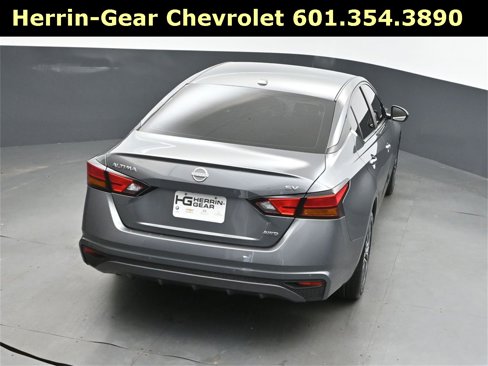 Used 2024 Nissan Altima 2.5 SV image 35
