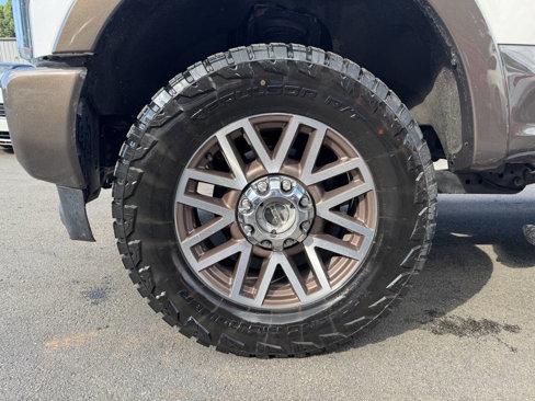 Used 2017 Ford F350 King Ranch w/ FX4 Off-Road Package image 10