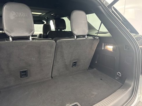 Used 2024 Ford Explorer ST w/ Technology Package image 39