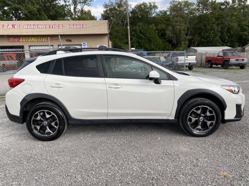 Used 2018 Subaru Crosstrek 2.0i Premium image 4