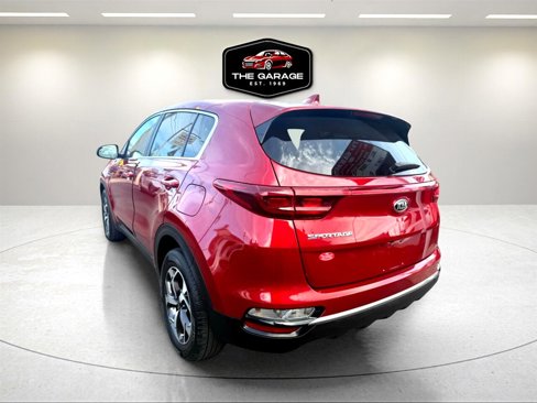 Used 2020 Kia Sportage LX image 4