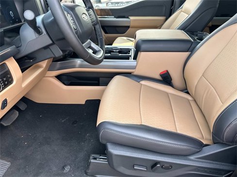 New 2025 Ford F250 Lariat w/ Lariat Ultimate Package image 13