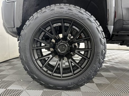New 2025 GMC Sierra 2500 Denali w/ Denali Reserve Package image 10