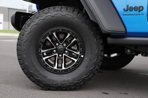 New 2025 Jeep Wrangler Willys image 3